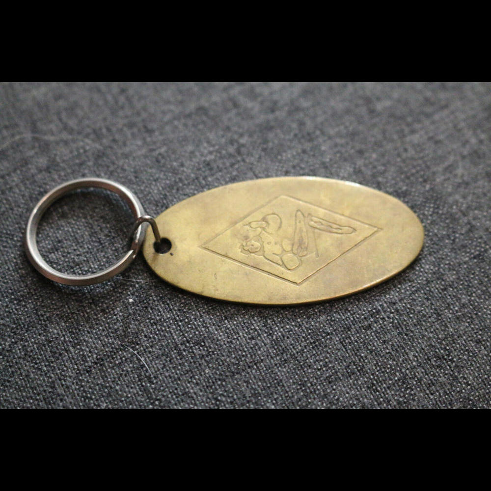 Vintage key chain Quebec Canada